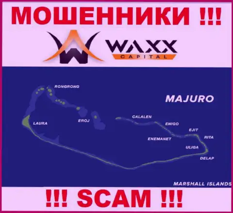 С разводилой Вакс-Капитал Нет очень опасно взаимодействовать, ведь они зарегистрированы в оффшорной зоне: Majuro, Marshall Islands
